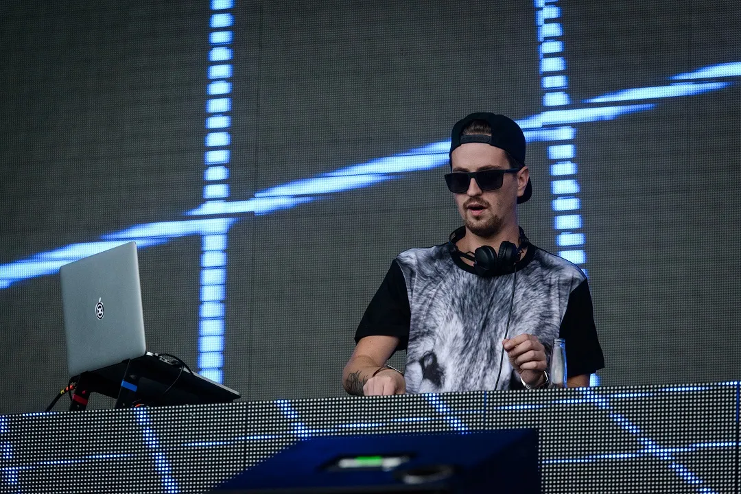 Robin_Schulz_Lollapalooza_2015-1