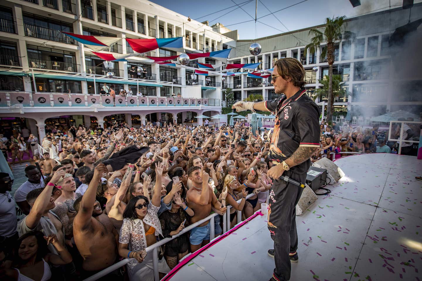 Tom Zanetti Pool Parties at Ibiza Rocks performance