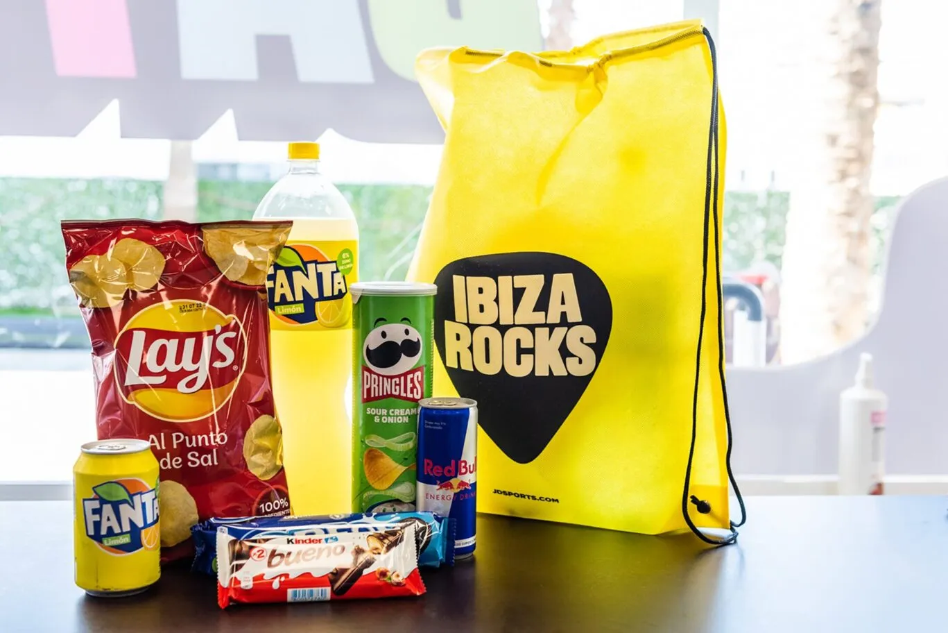 hotel supermarket tourists starter pack