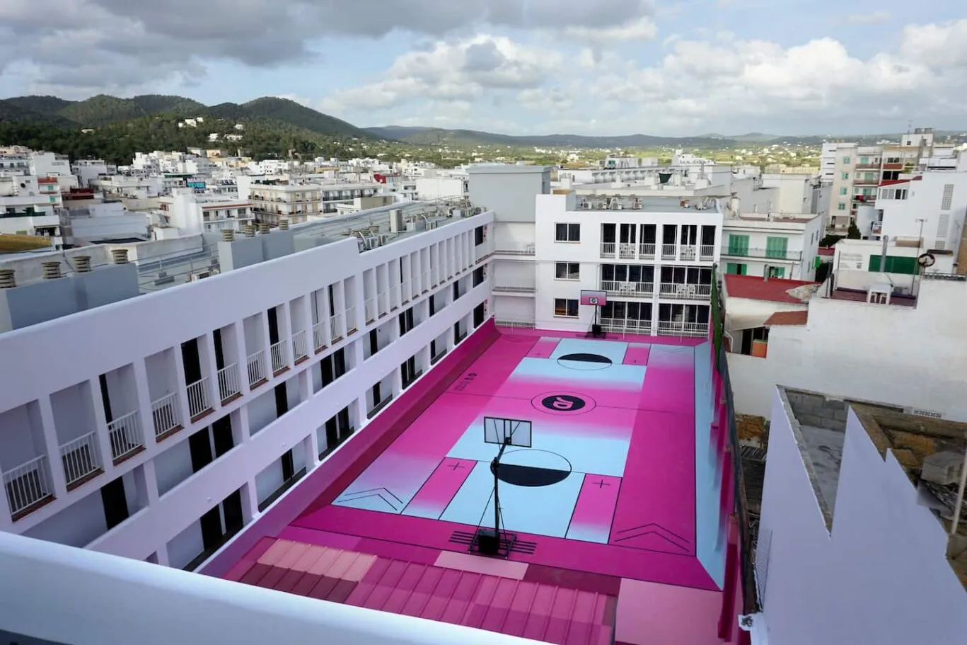 jd sports court ibiza rocks
