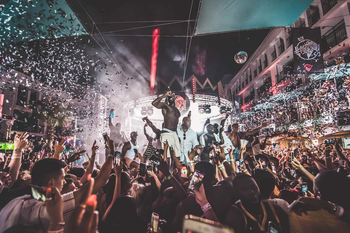 stormzy auf der Bühne bei merky Fest auf Ibiza
