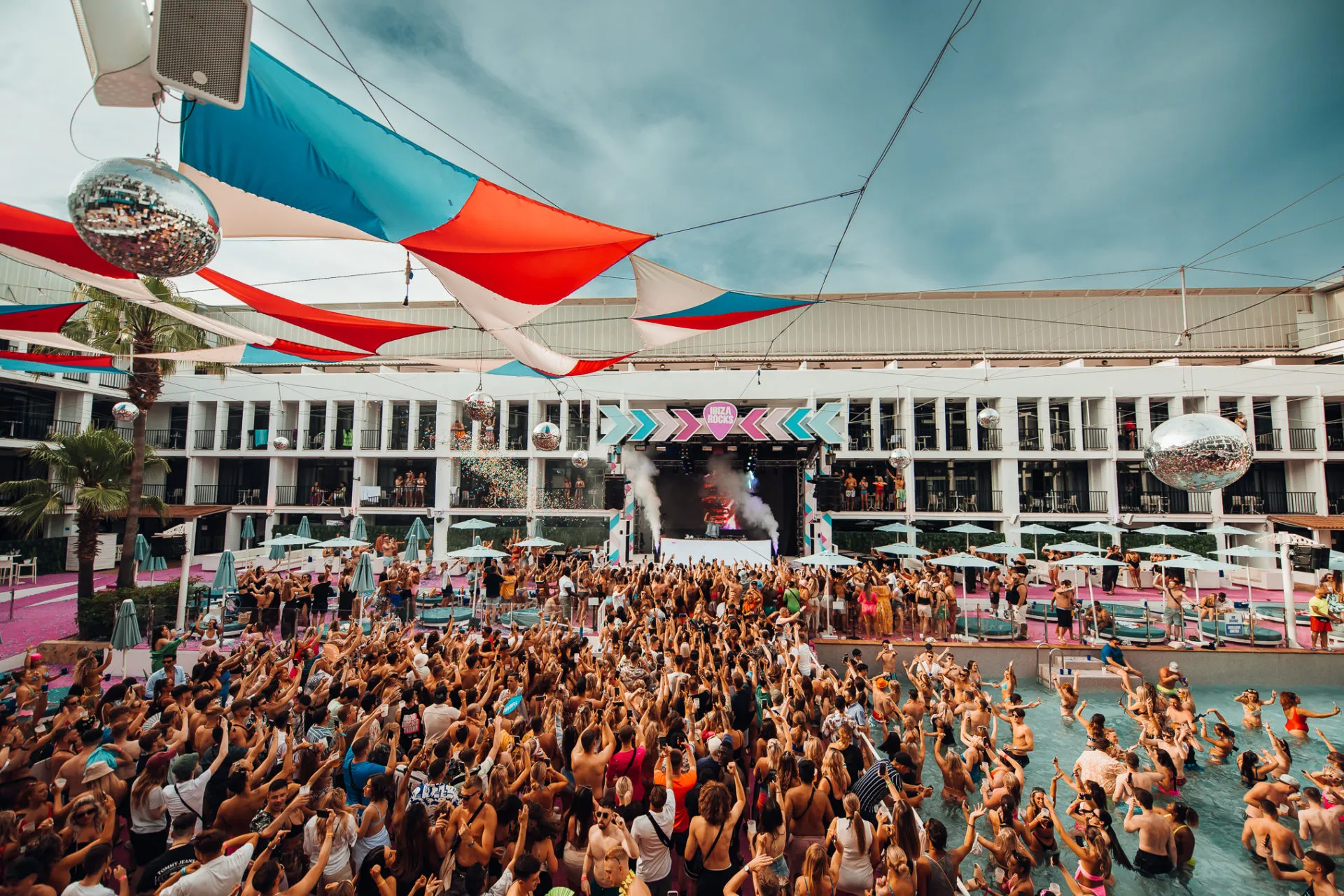 Full House at Ibiza Rocks Pool Party, Ibiza Rocks Hotel