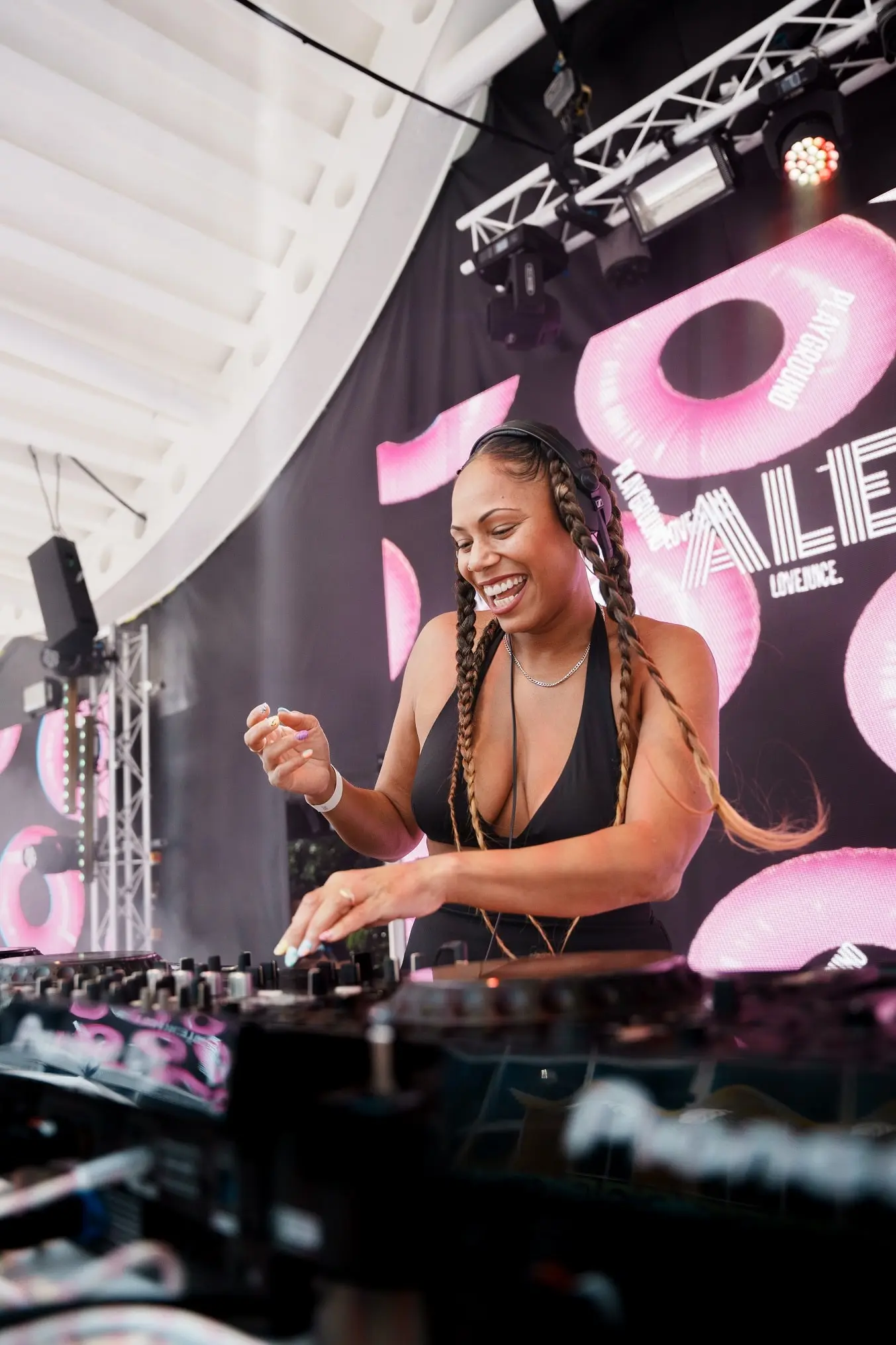 Best of LoveJuice Playground Ibiza Rocks Pool Party 2023 (4)