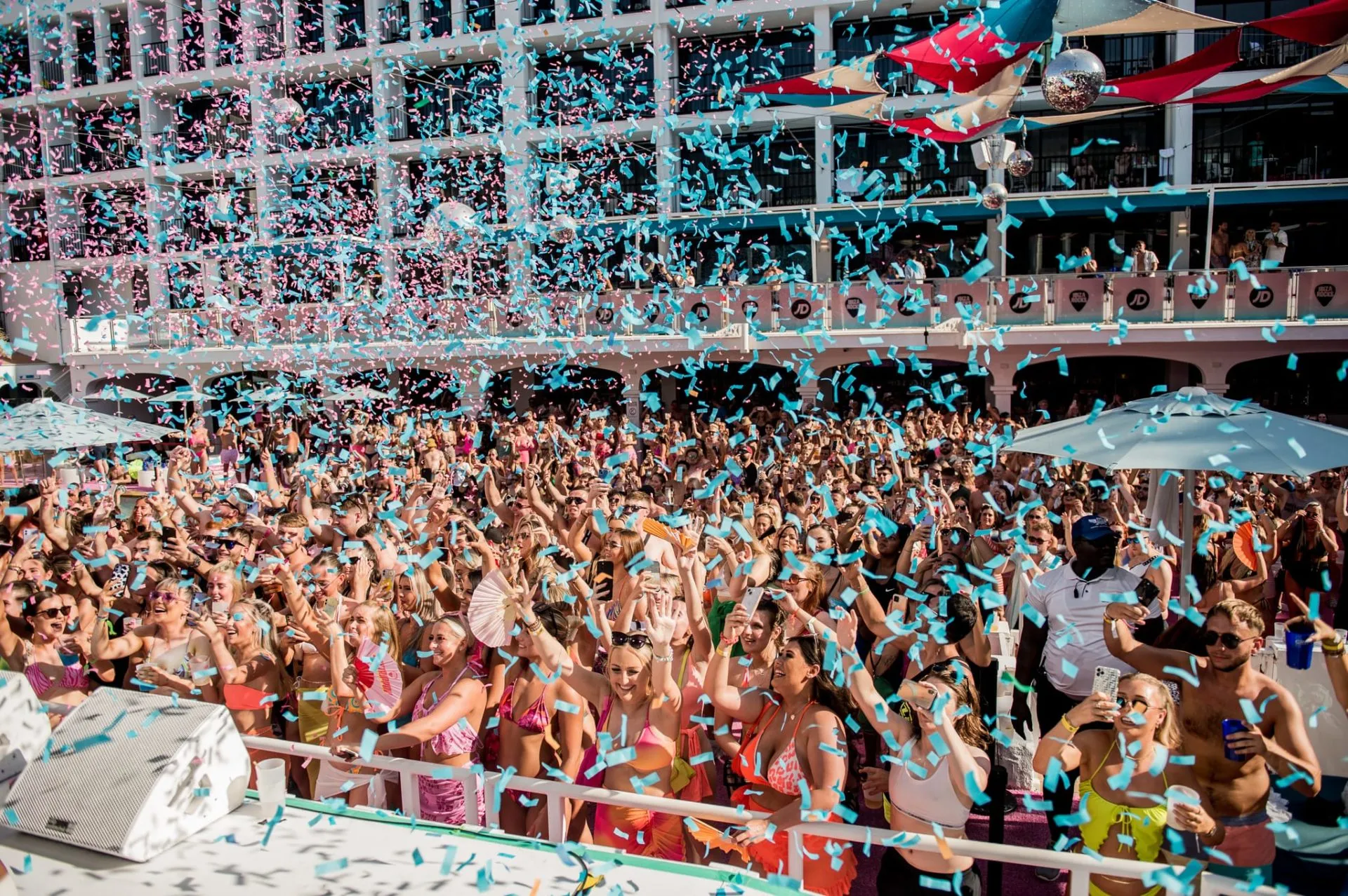 LoveJuice Playground Ibiza Rocks Pool Party 2023 (2)