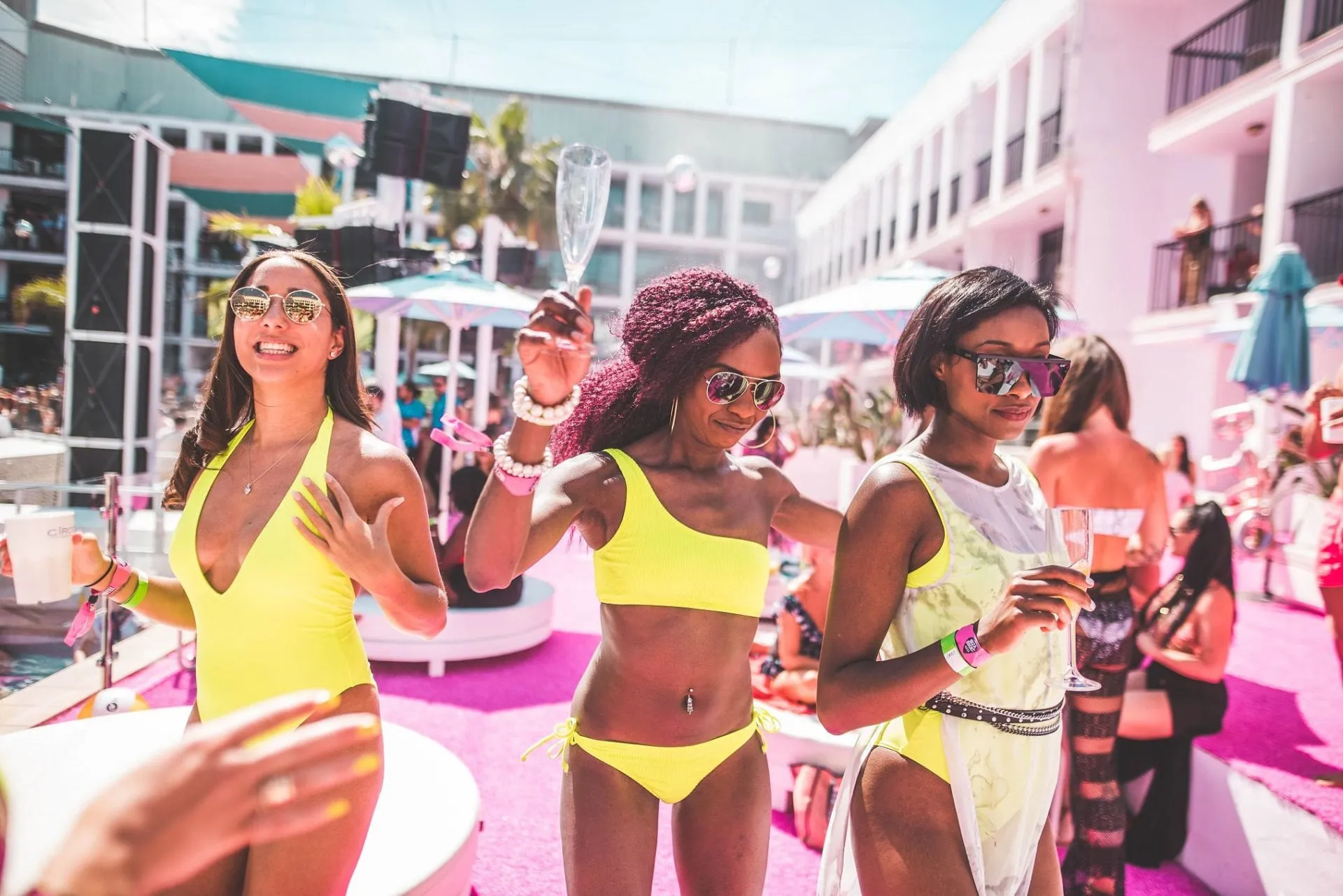 GirlsonVIPTerraceatApplebumIbizaRocksHotelPoolPartyin2019-min