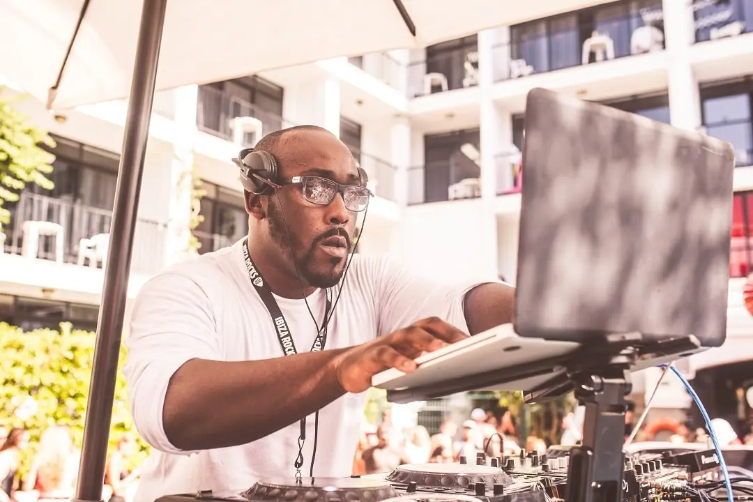 Kenny Allstar Ibiza Rocks UK Rap Pool Party