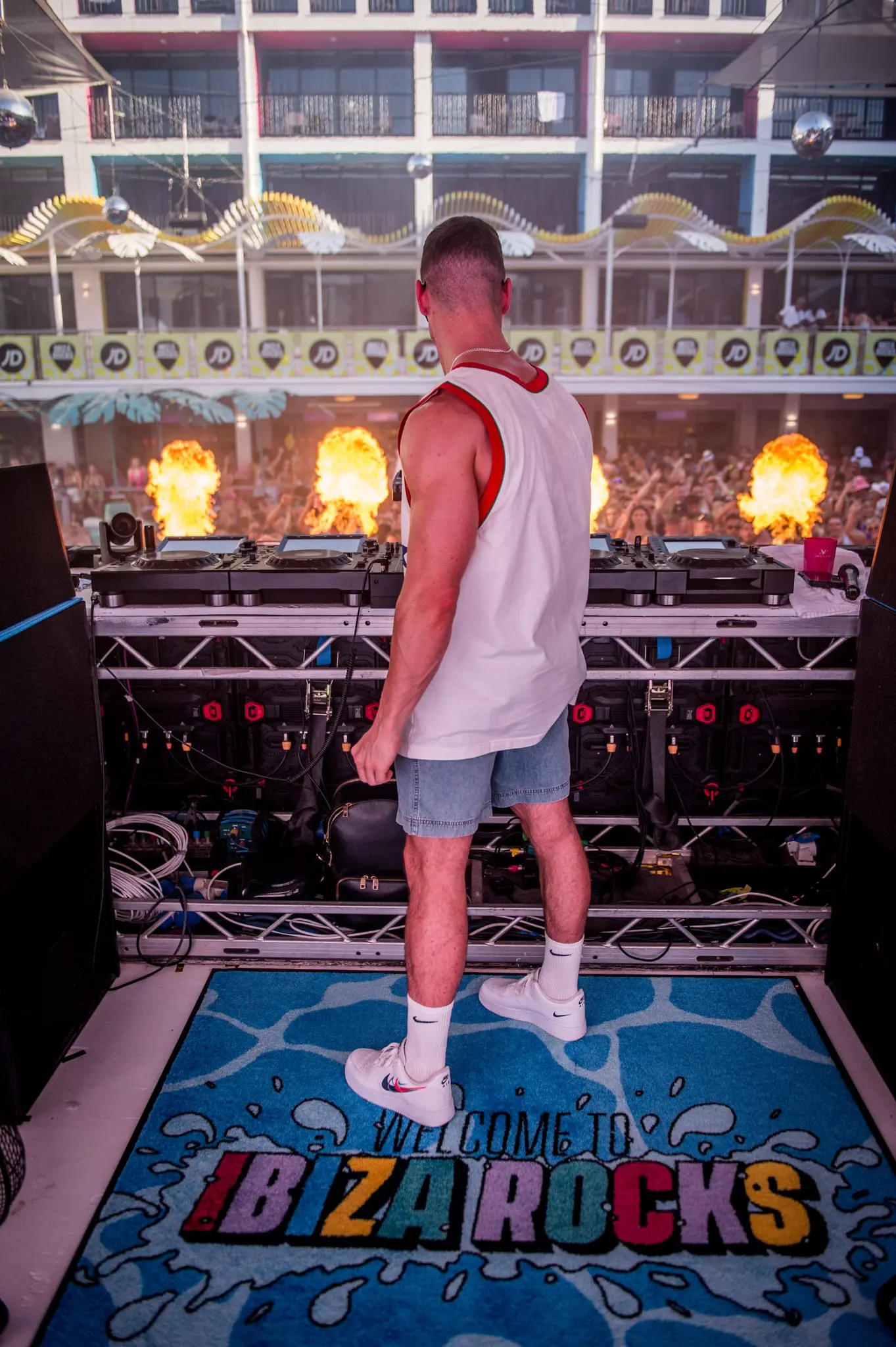 Joel Corry Pool Party Ibiza Rocks 2023 (3)