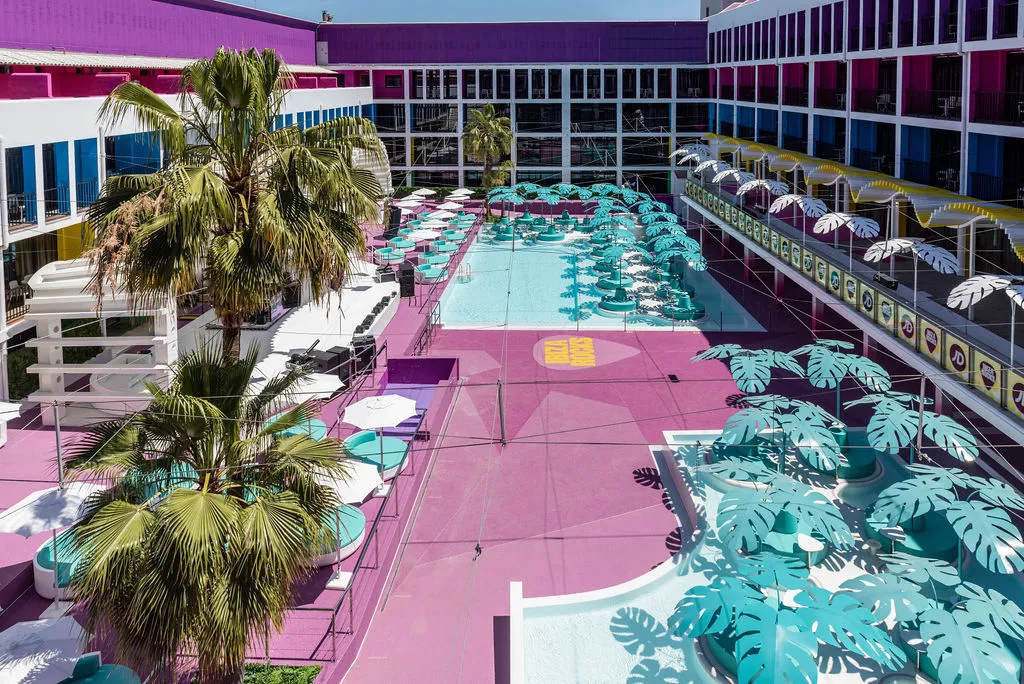 Venue_Ibiza-Rocks-Hotel_Sofia-Gomez-Fonzo-70(2)(2)