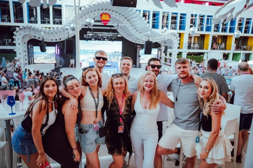 Ibiza Rocks Team Progression