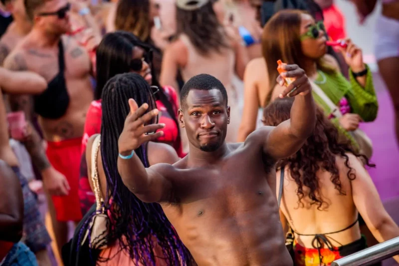 Applebum_5_8_23_@gabiescalofrios0144-min-1367×910