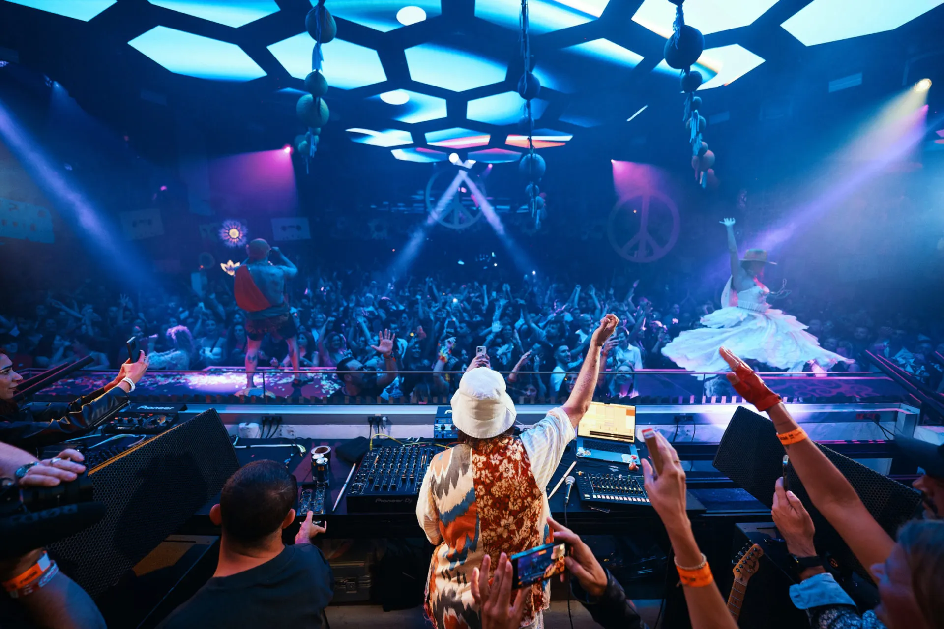 Flower Power Pacha Ibiza 2025