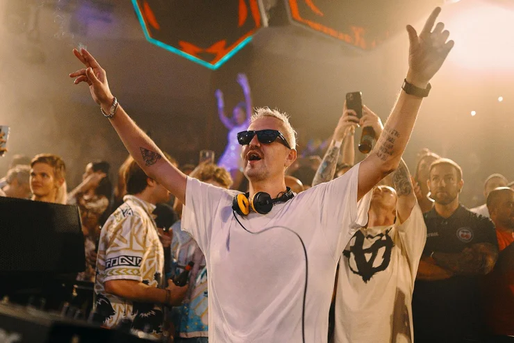 Pure Pacha Robin Schulz Ibiza 2025