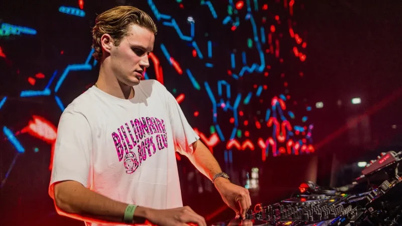 Mau-P-Baddest-Behaviour-Pacha-Ibiza-2025