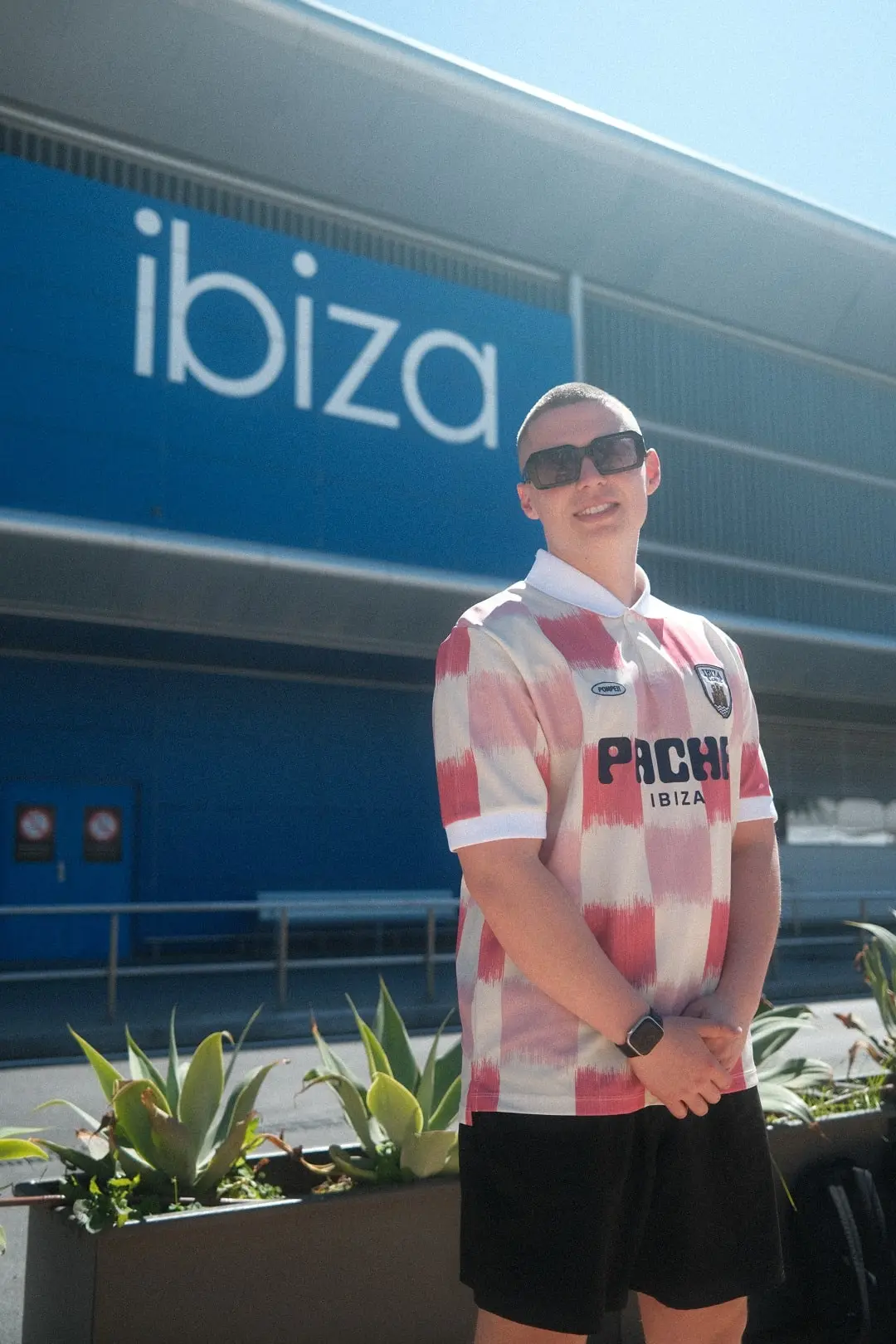 Morgan-Seatree-Unfussy-Ibiza-Rocks-2