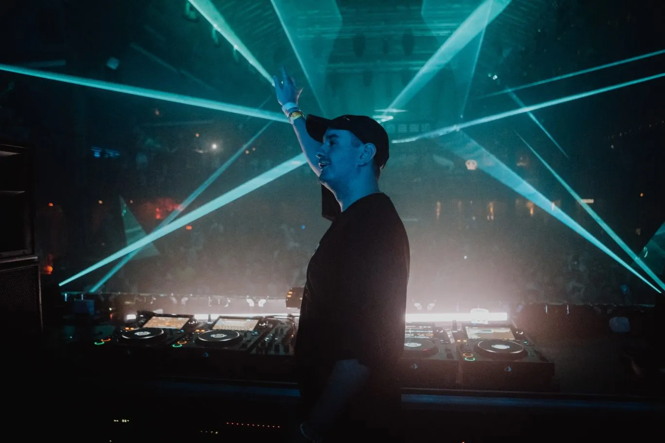 Ben-Hemsley-Mario-Pinta-Amnesia