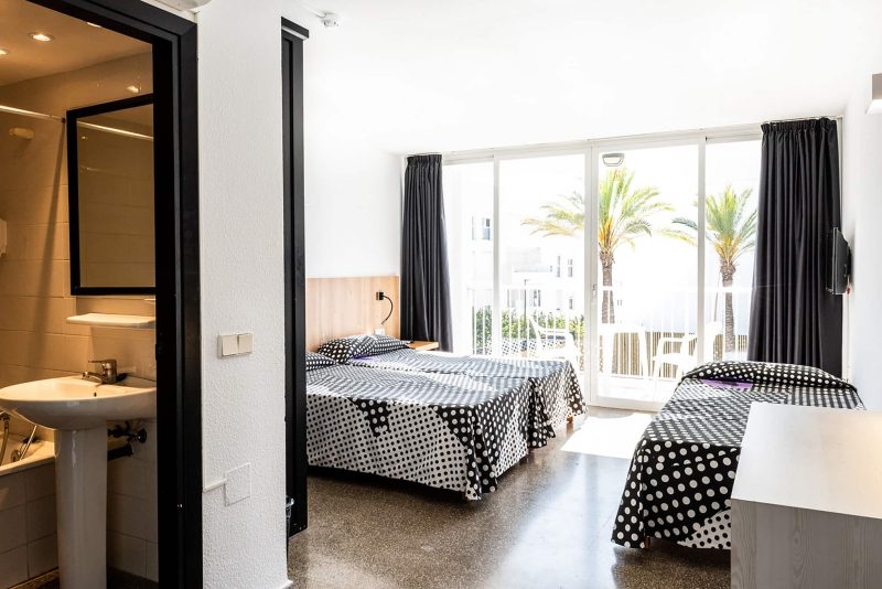 Ibiza-Rocks-Hotel_Sofia-Gomez-Fonzo-495