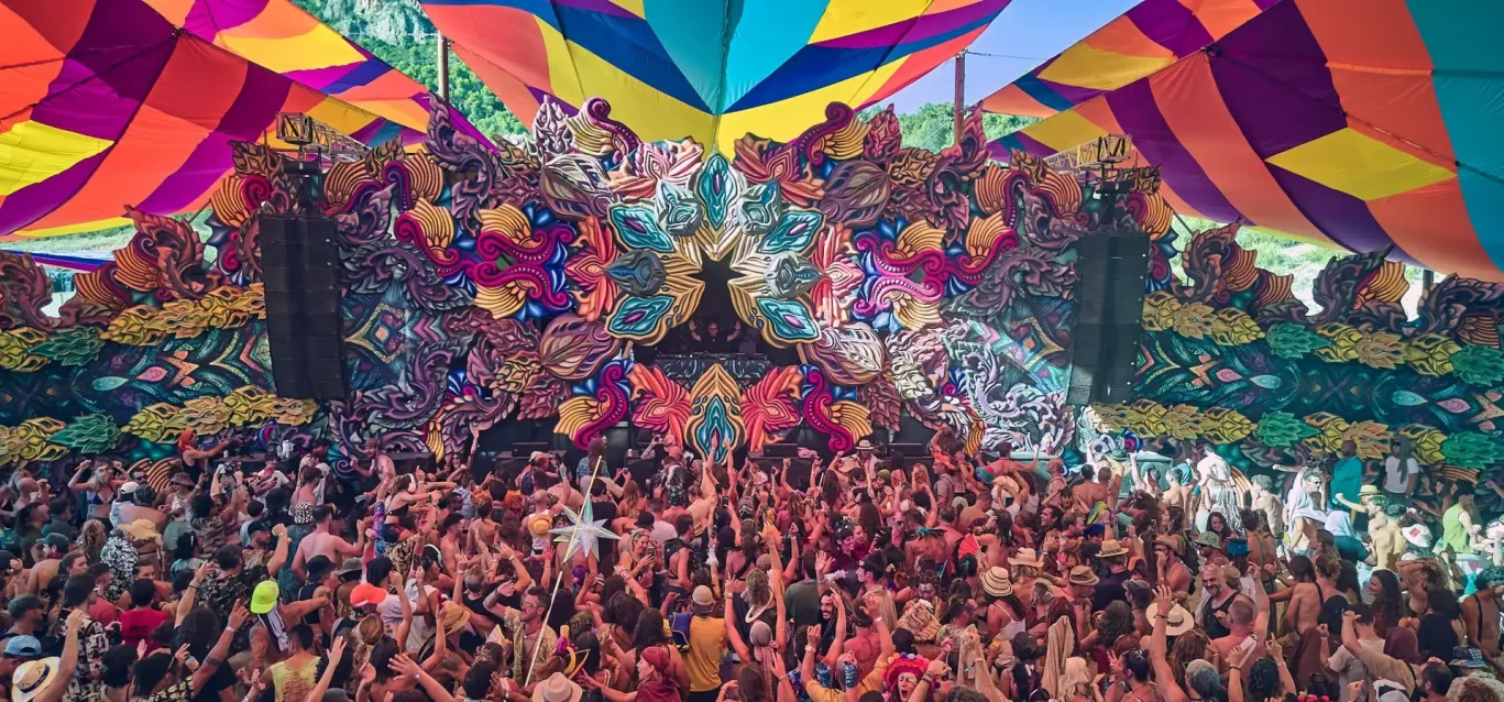 FOTOWN1-copia-rhee85shz67av85525hmysk5nmr9p23gsp40b2vxo0