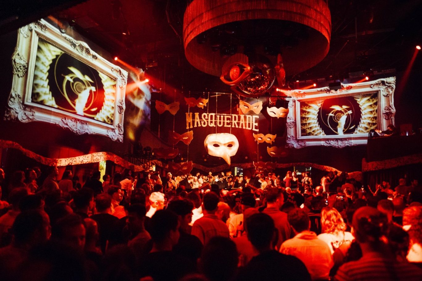 slideshow-1748385681_0