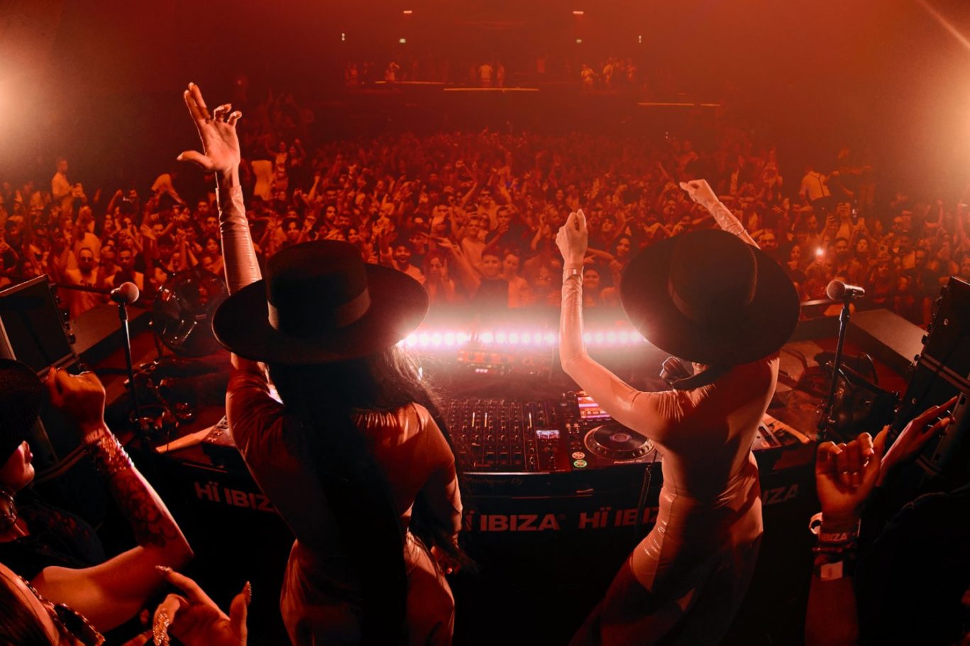 slideshow-1746492356