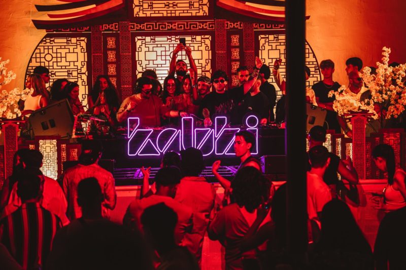 slideshow-1749774819