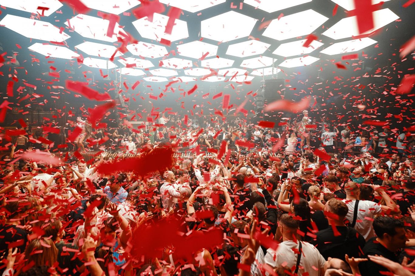 slideshow-1714672222